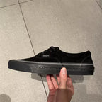 SHADE 01 — Onyx Cookie Suede Heritage Low
