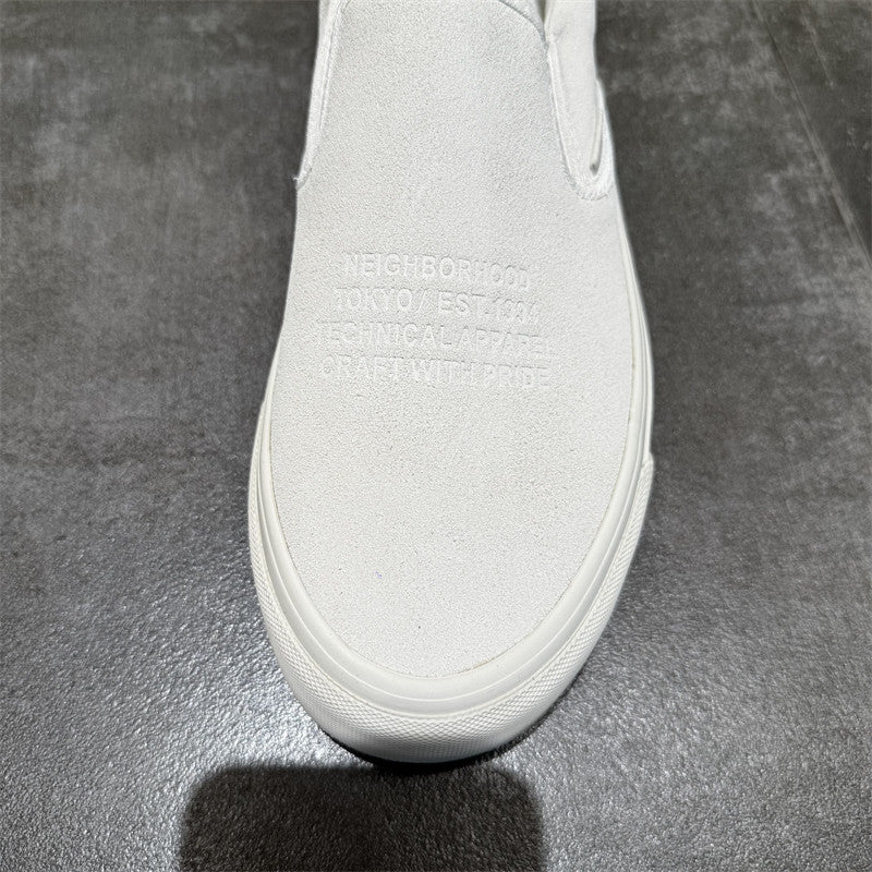 CRESCENT 01 — Bone Suede Heritage Slip