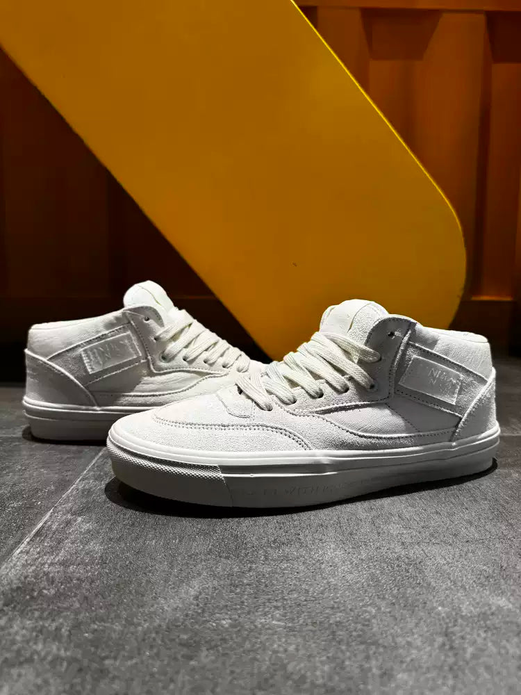 FORGE 02 — Bone Suede Heritage Mid